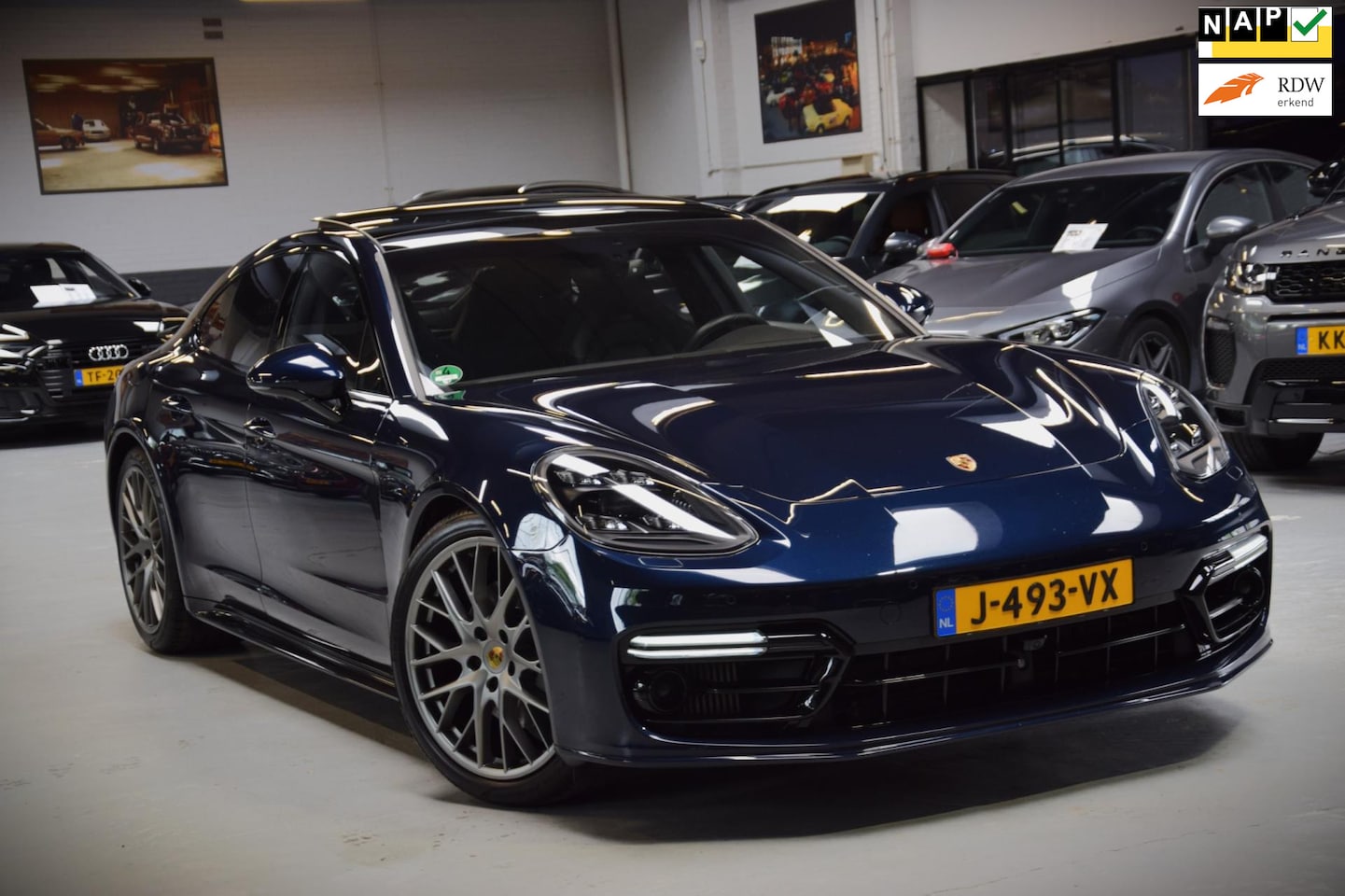Porsche Panamera - 2.9 4S 441PK Panorama|Night-Vision|441pk!!|ACC|18-weg stoelen|360 view - AutoWereld.nl