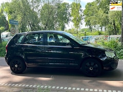 Volkswagen Polo - 1.4-16V Optive AIRCO5DEURSAPKKOOPJE