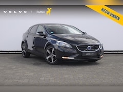 Volvo V40 - T2 122PK Momentum / Cruise control / Bluetooth / Airco / 17" velgen / Parkeersensoren /