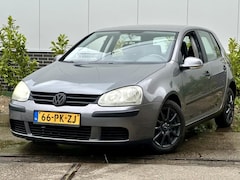 Volkswagen Golf - 1.6 FSI Trendl |Airco |6bak |Nieuwe APK |NAP