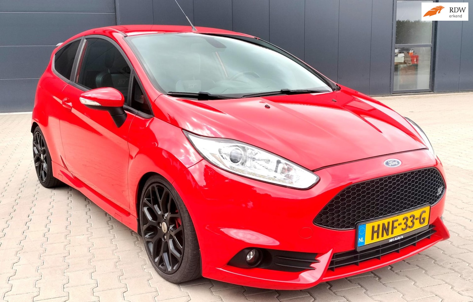 Ford Fiesta - 1.6 ST2 Recaro Rood Zeer Mooi Navi Stoelverwarming - AutoWereld.nl