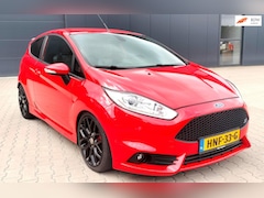 Ford Fiesta - 1.6 ST2 Recaro Rood Zeer Mooi Navi Stoelverwarming