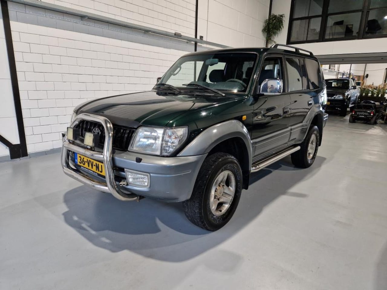 Toyota Land Cruiser - Landcruiser 3.0 HR Blind Van - AutoWereld.nl