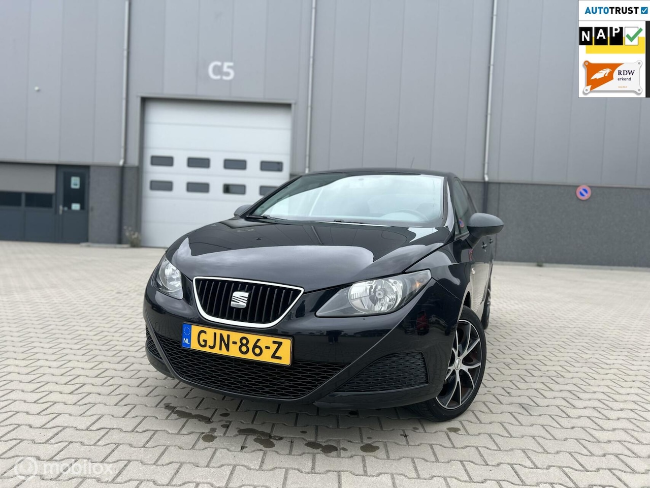 Seat Ibiza - 1.2 Stylance/JAAR APK/LAGE KM-STAND/ - AutoWereld.nl