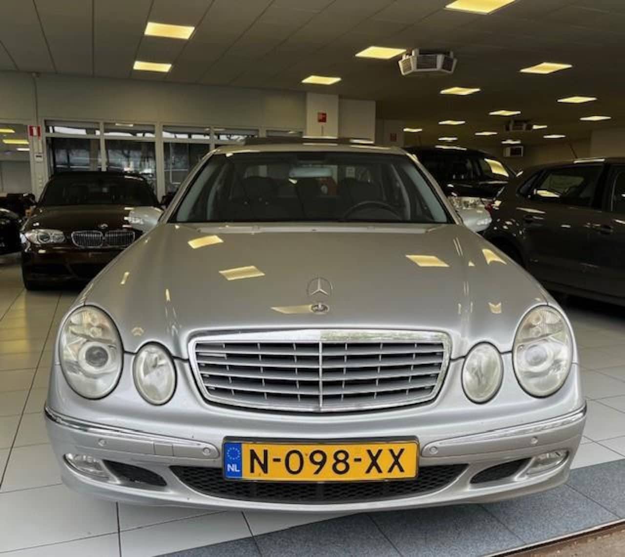 Mercedes-Benz E-klasse - 240 Elegance/Youngtimer/Schuifdak/Automaat - AutoWereld.nl