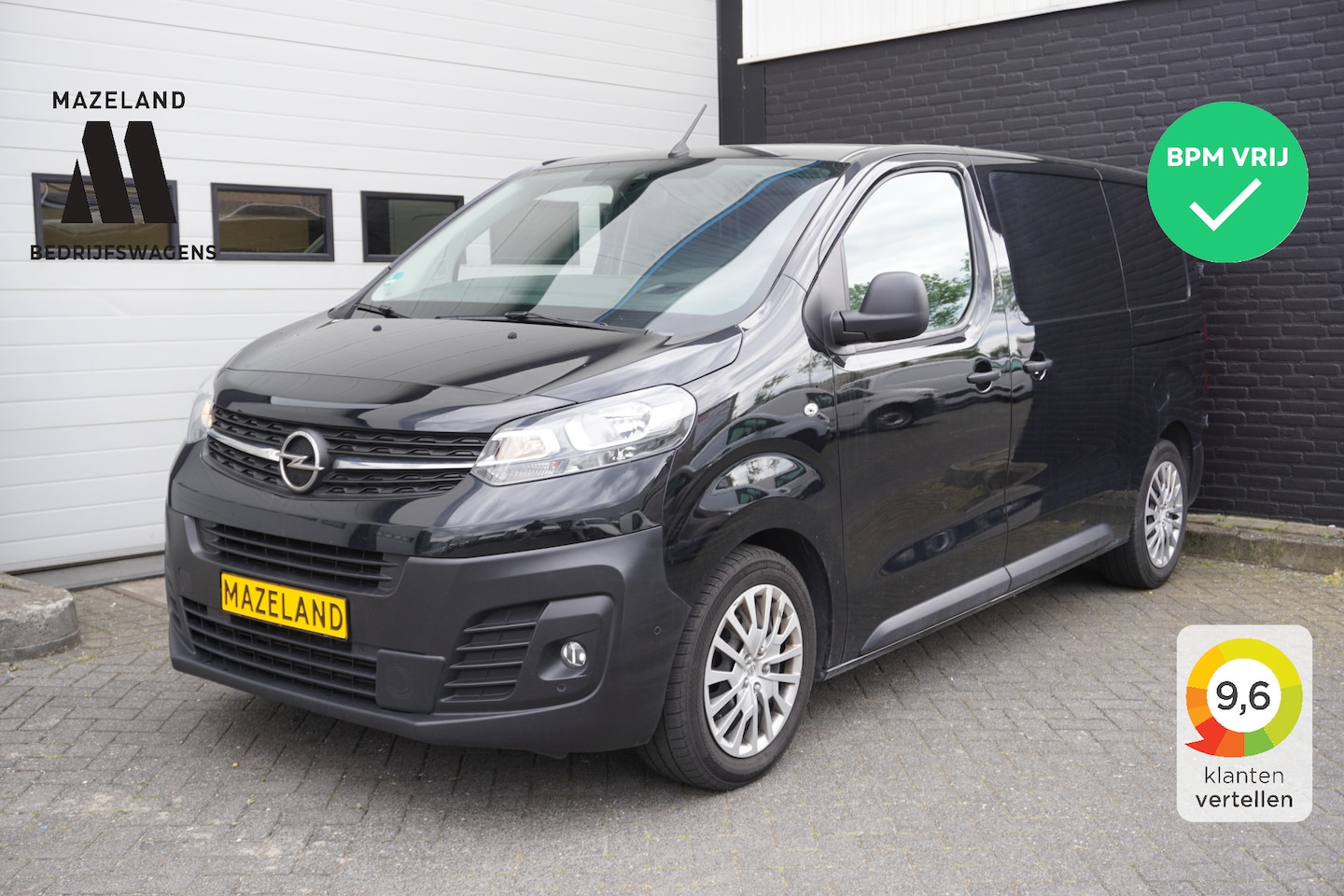 Opel Vivaro - 2.0 CDTI L2 123PK Automaat EURO 6 - Airco - Navi - Cruise - 2 schuifdeuren - €15.900,- Exc - AutoWereld.nl