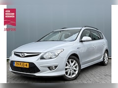 Hyundai i30 CW - BWJ 2011 1.6 CRDi 116 PK i-Motion Business TREKHAAK / RADIO / CLIMA / LMV / PDC