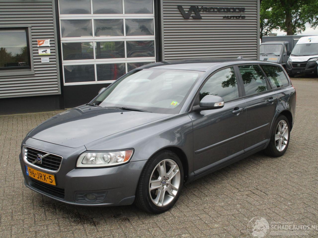 Volvo V50 - V-50 1.8 Sport - AutoWereld.nl