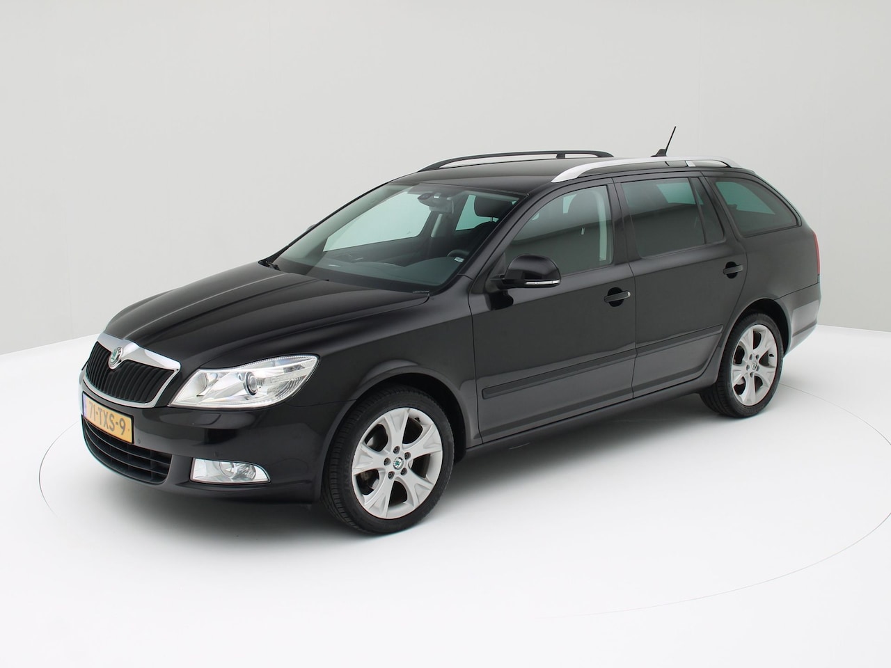 Skoda Octavia Combi - 1.2 TSI Elegance Business Line Automaat - AutoWereld.nl