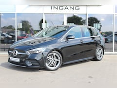 Mercedes-Benz B-klasse - 220 4MATIC AMG | Trekhaak | Distronic | Pano
