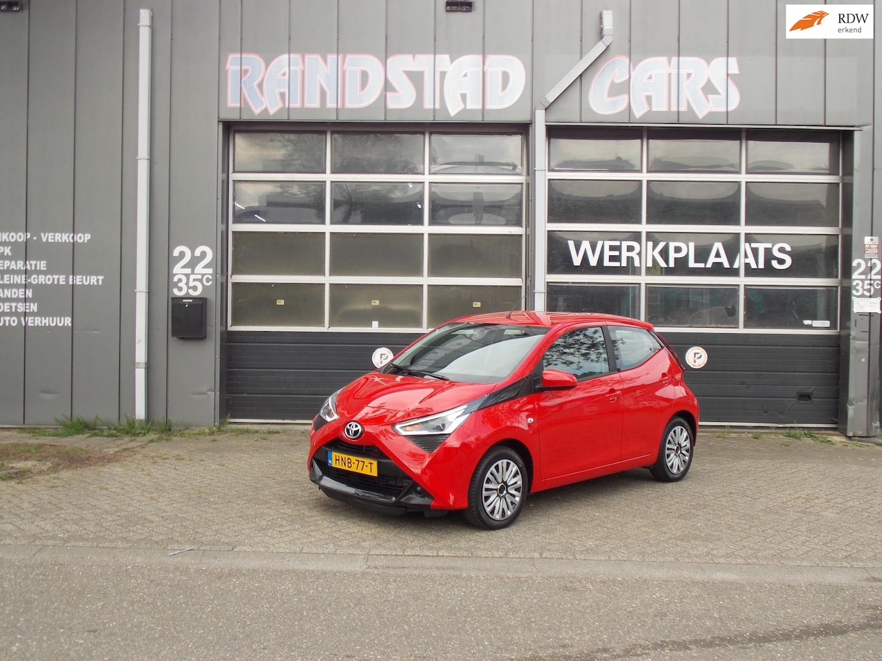 Toyota Aygo - 1.0 VVT-i x-play Automaat Camera Airco Elek Pakket 5Deurs 2022bj GARANTIE - AutoWereld.nl