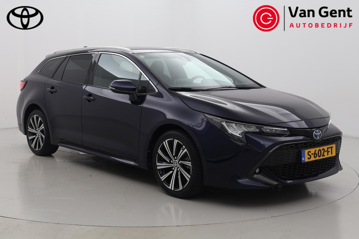 Toyota Corolla Touring Sports - 1.8 Hybrid Dynamic Navigatie - AutoWereld.nl