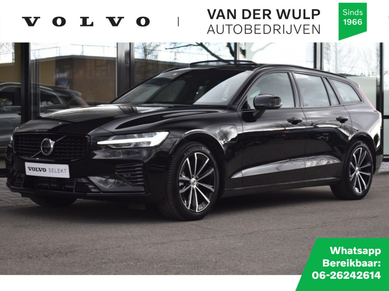 Volvo V60 - T6 350pk AWD Plus Dark | Schuifdak | 360 | Trekhaak | Harman/Kar - AutoWereld.nl