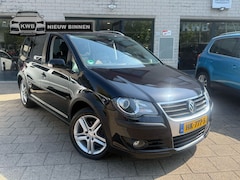 Volkswagen Touran Cross - 1.4 TSI Airco trekhaak CarPlay beurt