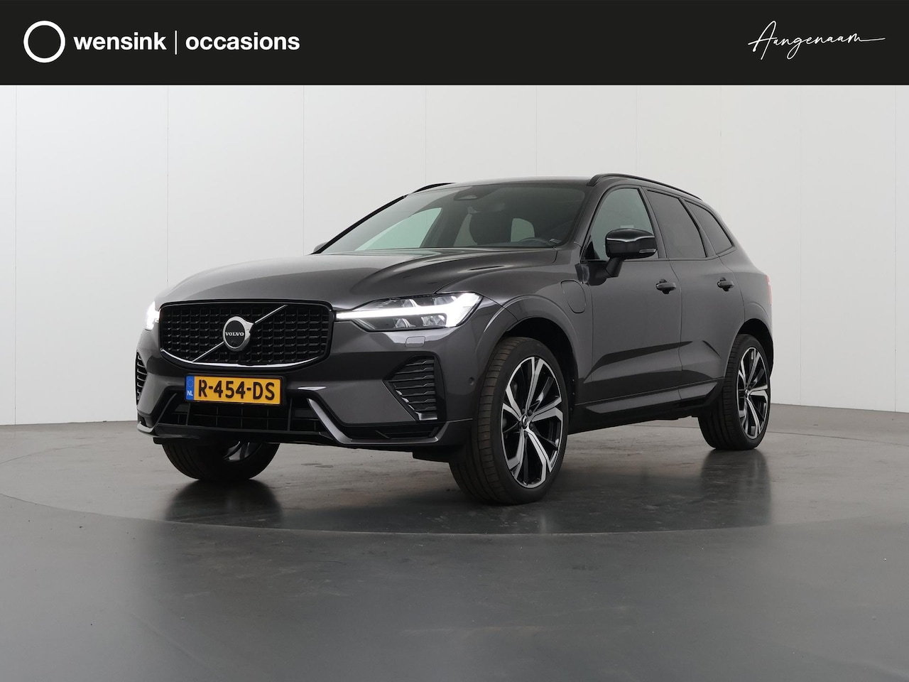 Volvo XC60 - 2.0 T6 Plug-in hybrid AWD R-Design | Trekhaak Electr. | Sportstoelen | Harman-Kardon | 360 - AutoWereld.nl