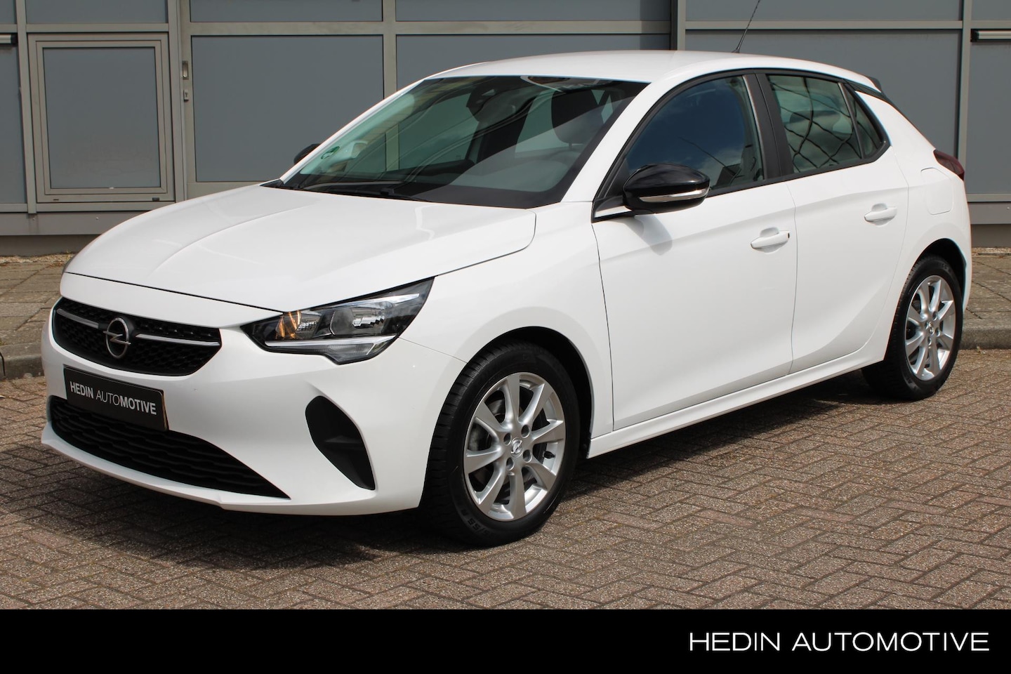 Opel Corsa - 1.2 Edition | Navigatie dmv Apple CarPlay / Android Auto | Airco | Cruise control | 16 inc - AutoWereld.nl