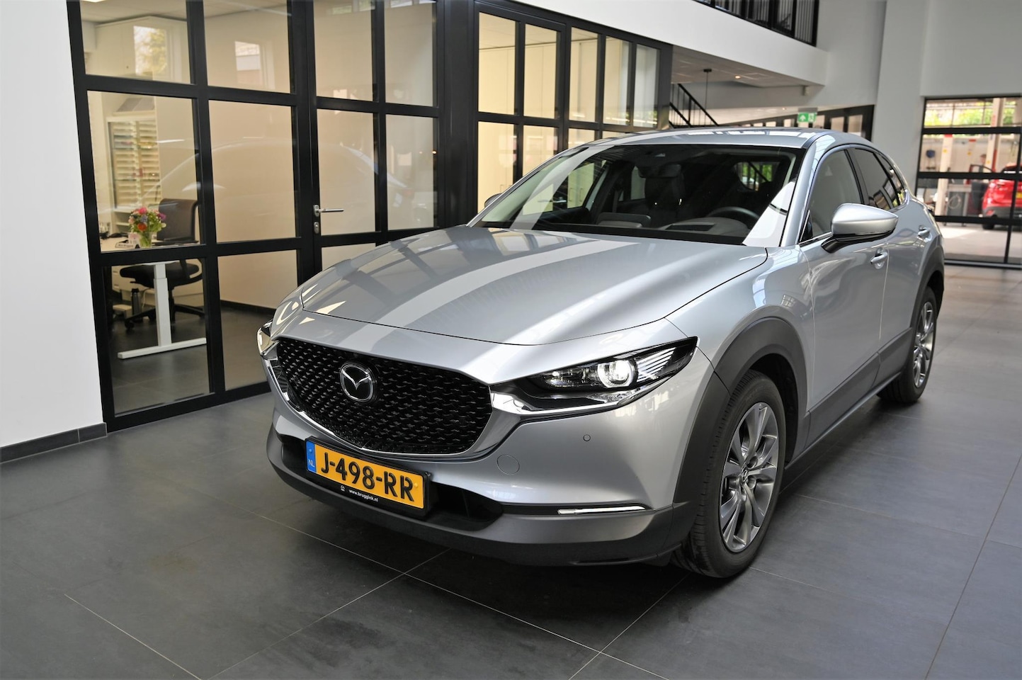 Mazda CX-30 - e-SkyActiv-X 180 6MT Luxury met I-activsense *Trekhaak* *Dealeronderhouden* *All-in prijs* - AutoWereld.nl