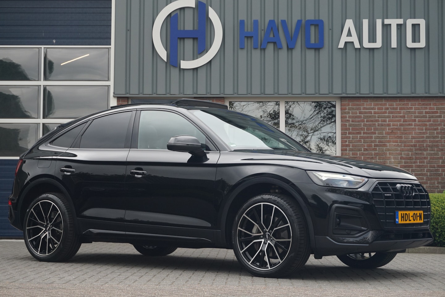 Audi Q5 Sportback - 50 TFSIe S-Line, PANO, TREKHAAK, RS-ZETELS, ACC - AutoWereld.nl