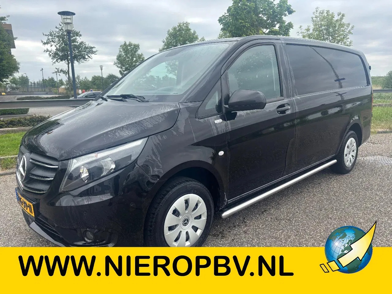 Mercedes-Benz Vito - 114CDI L2H1 Automaat Airco Navi Cruisecontrol Trekhaak 45900KM - AutoWereld.nl