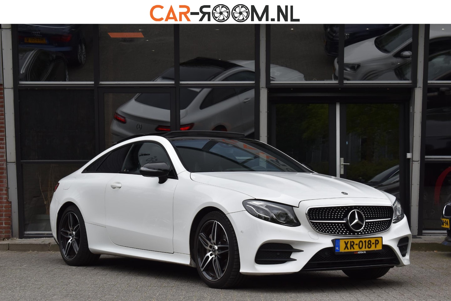 Mercedes-Benz E-klasse Coupé - 200 Edition 1 AMG Pano Sfeer Camera - AutoWereld.nl