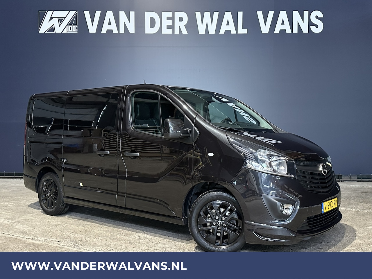 Opel Vivaro - 1.6 CDTI 146pk L1H1 Sport Irmscher nr. 60/200 Euro6 Airco | Navigatie | Bumperkit | Spoile - AutoWereld.nl