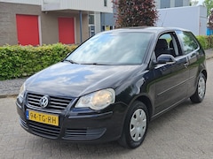 Volkswagen Polo - 1.4-16V Optive