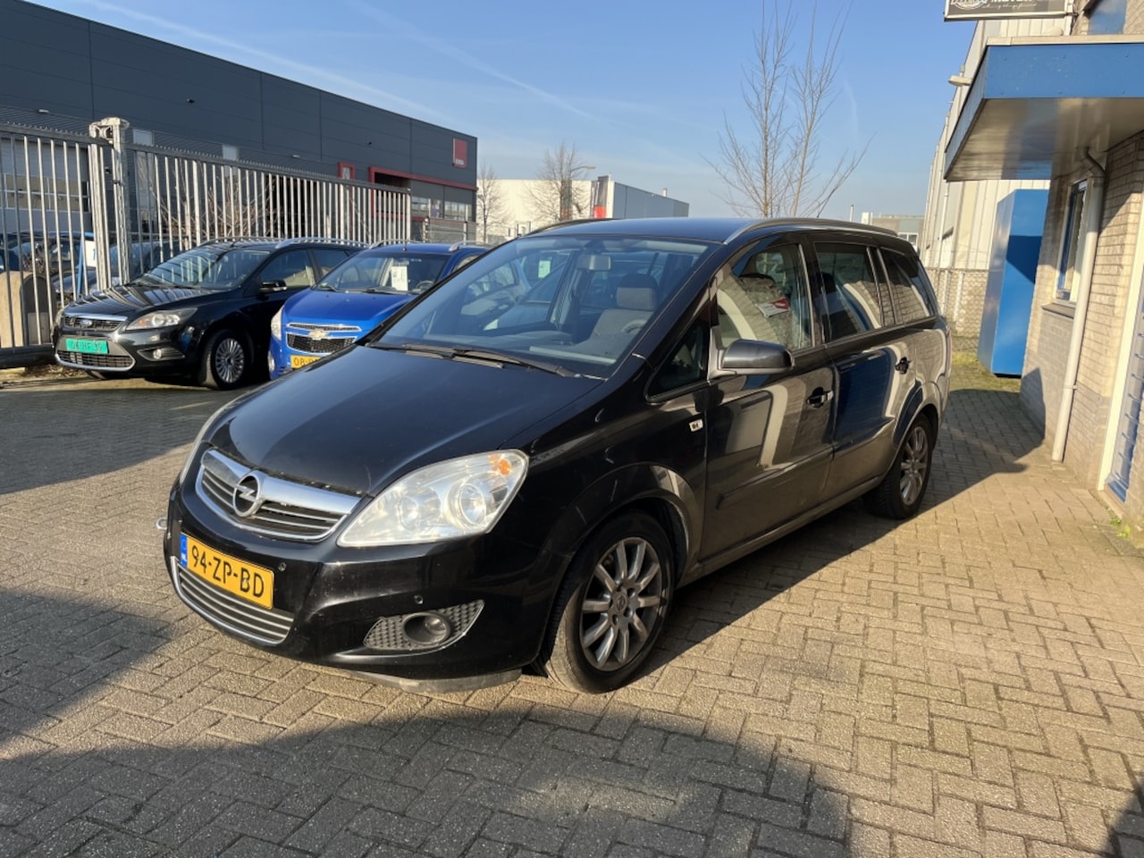 Opel Zafira - 7 PERSOONS EXPORT 2.2 Temptation - AutoWereld.nl