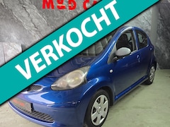 Toyota Aygo - 1.0 12V AIRCO NWE MOTOR ELEK RAMEN
