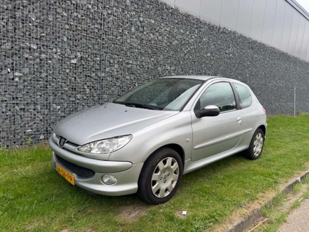 Peugeot 206 - 1.4-16V Air-line AIRCO NIEUWE APK - AutoWereld.nl