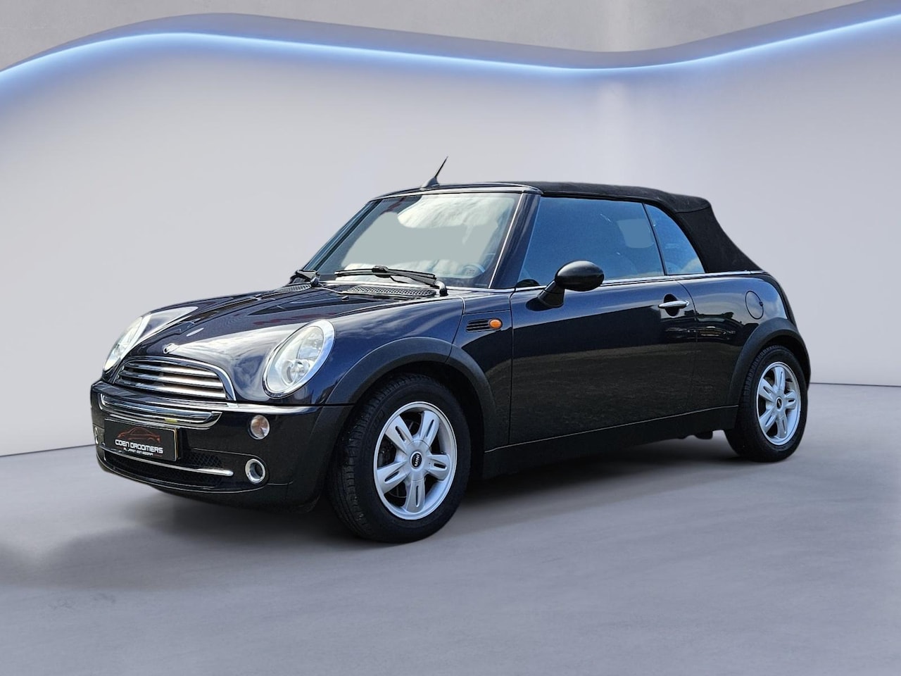 MINI Cabrio - 1.6 Pepper /Airco/Stoelverw./Parkeersens./15''LMV/Elektr. Spiegels/Elektr. Kap/Elektr. Ram - AutoWereld.nl