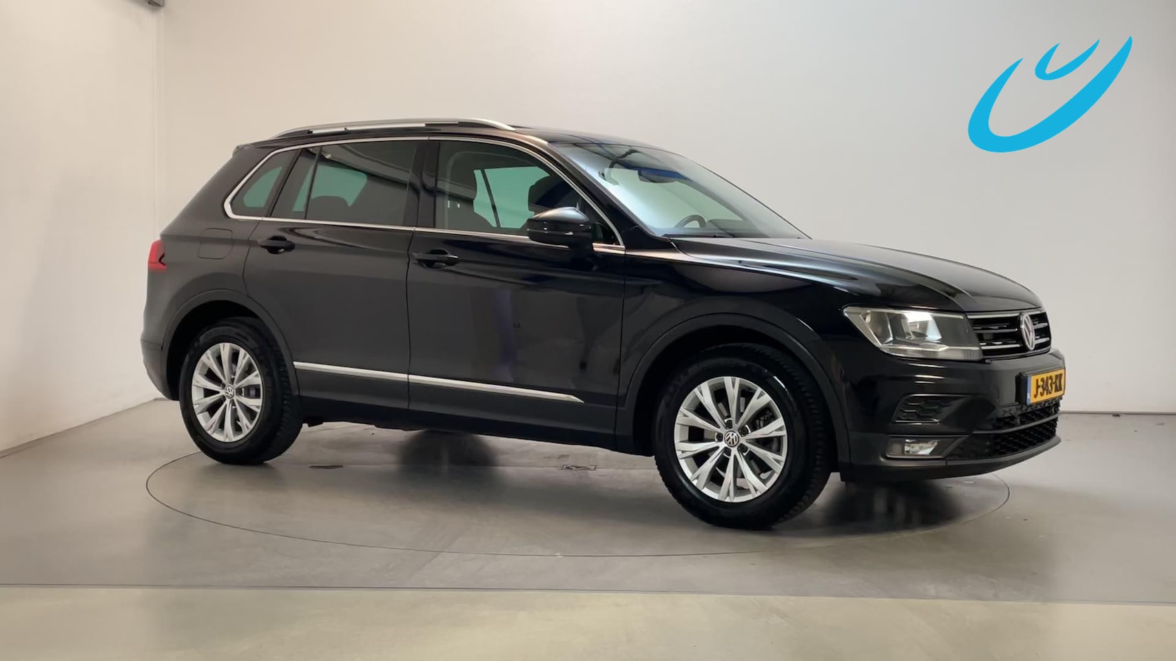 Volkswagen Tiguan - 1.5 TSI 150pk DSG ACT Comfortline Business Panoramadak Alcantara DAB+ - AutoWereld.nl
