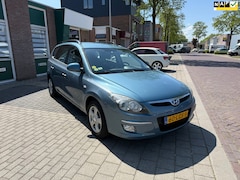 Hyundai i30 CW - 1.4i Blue Dynamic AIRCO/TREKHAAK/NWE APK