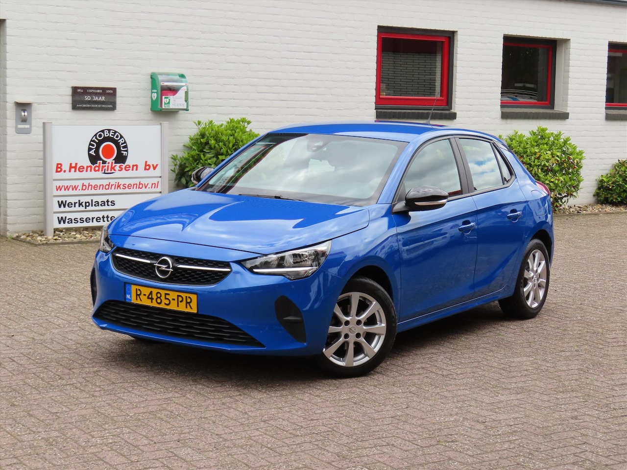 Opel Corsa - 1.2 Start/Stop 75pk Edition/ All season banden/ Lichtmetalen velgen/ Navi/ DAB/ Apple Carp - AutoWereld.nl
