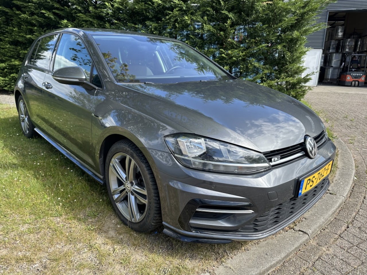 Volkswagen Golf - 1.4 TSI HL Bns R-Line virtual dash. - AutoWereld.nl