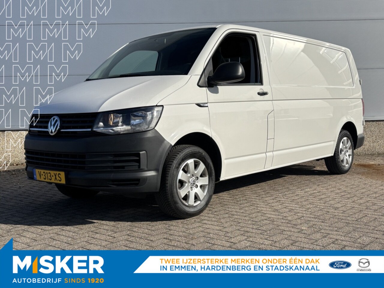 Volkswagen Transporter - 2.0 TDI L2H1 Economy 2.0 TDI L2H1 Economy - AutoWereld.nl
