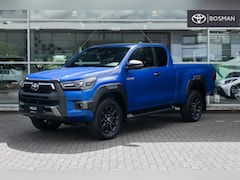 Toyota HiLux - 2.8 D-4D-F 4WD 204PK Xtra Cabine Van Aut Invincible