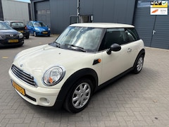 MINI One - 1.4 Anniversary Business Supernetjes