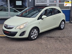 Opel Corsa - 1.4-16V Cosmo PANO CR CONTROL NAP STOEL VERW