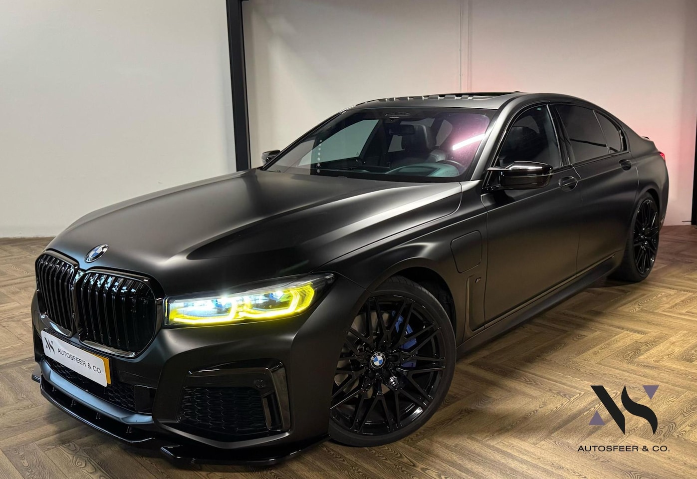 BMW 7-serie - 745e High Executive M PANO KEYLESS - AutoWereld.nl