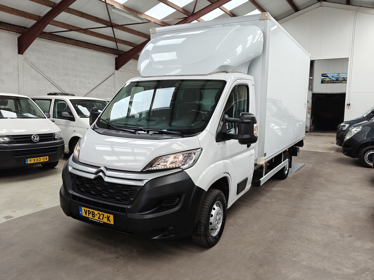 Citroën Jumper - 35 2.2 BlueHDi 140 BAKWAGEN / LAADKLEP - AutoWereld.nl