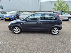 Opel Corsa - 1.0-12V, /apk tot 23-04-2026/ auto is niet mooi