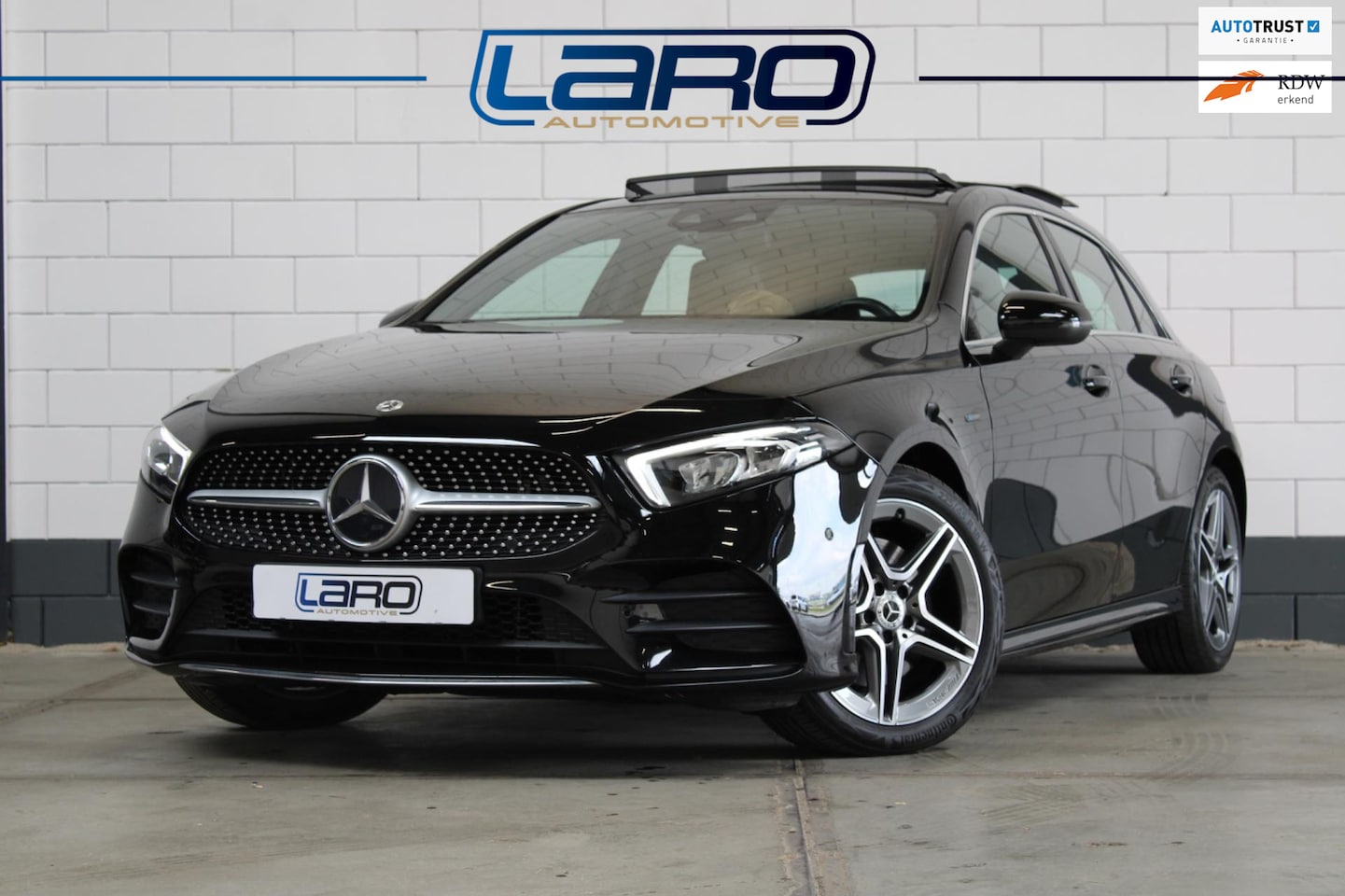 Mercedes-Benz A-klasse - 250 e AMG Line | Pano Wide Cam Sfeer CC CarPlay CC Winter - AutoWereld.nl