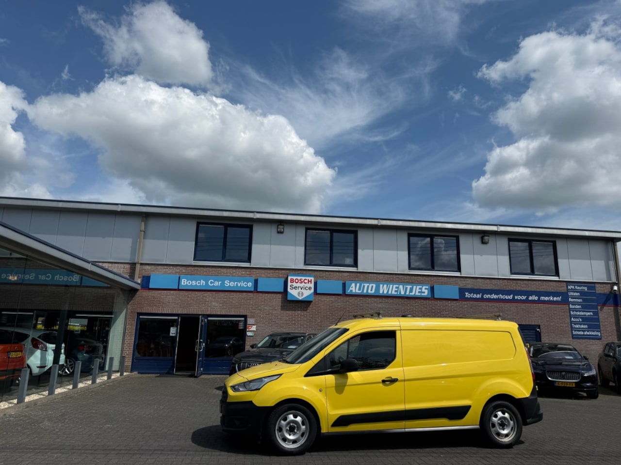 Ford Transit Connect - 1.5 EcoBlue 74kw | L2 Ambiente | Airco | Cruise - AutoWereld.nl