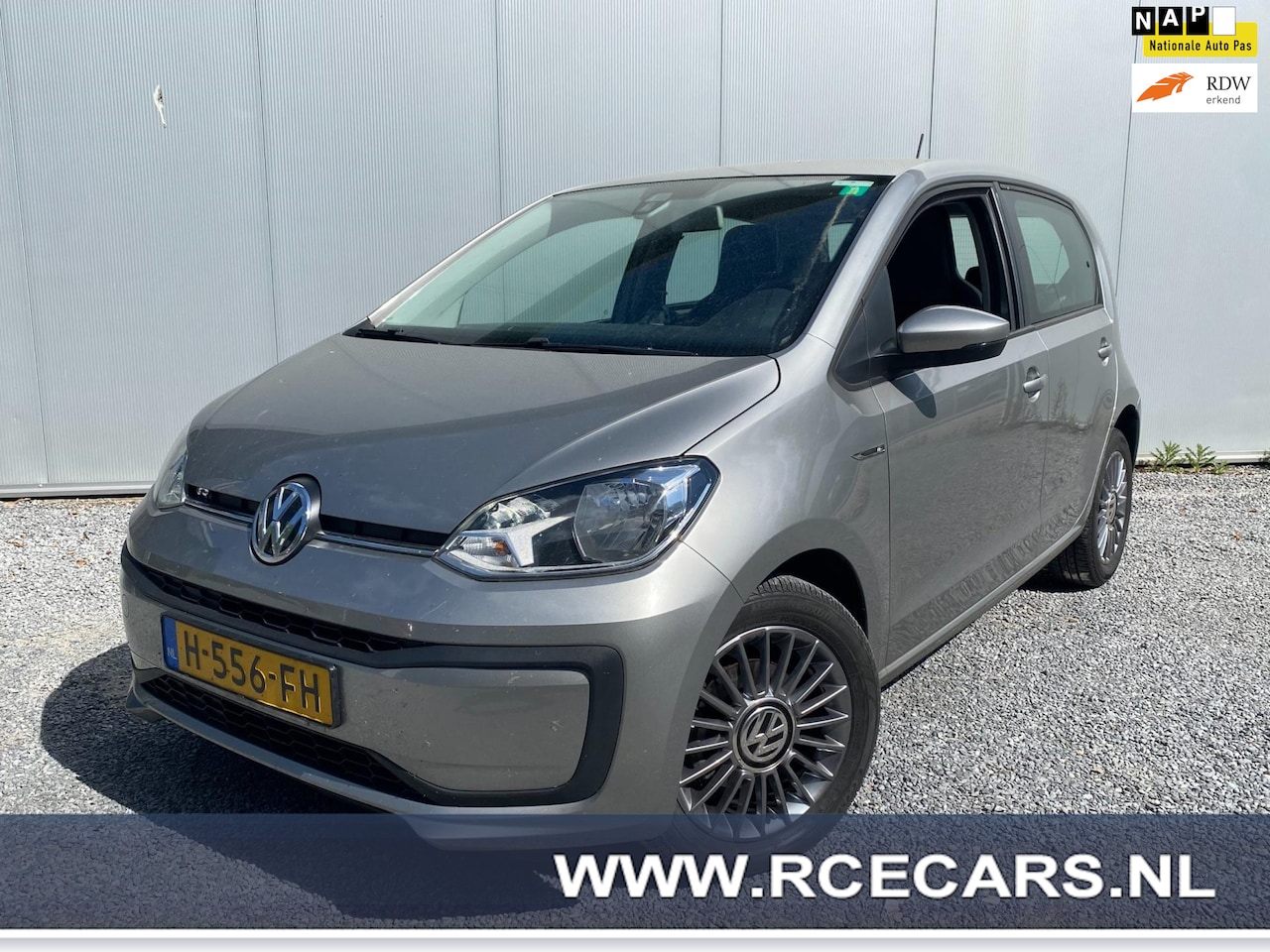 Volkswagen Up! - 1.0 R-Line Origineel NL Auto N.A.P !!! Cruise|PDC|Blueth|Originele VW UP Velgen - AutoWereld.nl