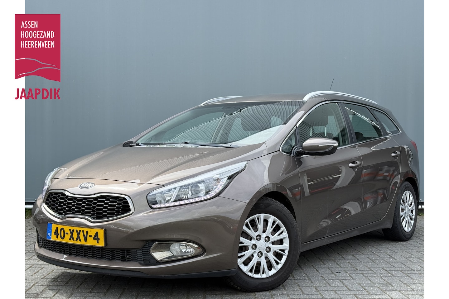 Kia Cee'd Sportswagon - BWJ 2012 1.6 GDI 135 PK Plus Pack AIRCO / NAVI / METALLIC LAKL / TREKHAAK / CAMERA ACHTER - AutoWereld.nl