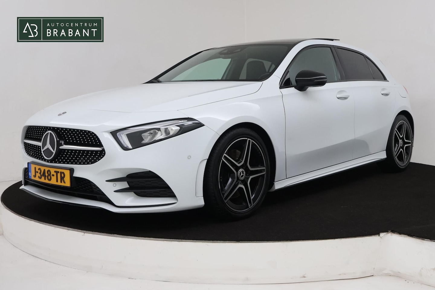Mercedes-Benz A-klasse - 220 Premium Plus (PANORAMADAK, PARKEERSENSOREN, STOELVERWARMING, CRUISE CONTROL, ACHTERUIT - AutoWereld.nl