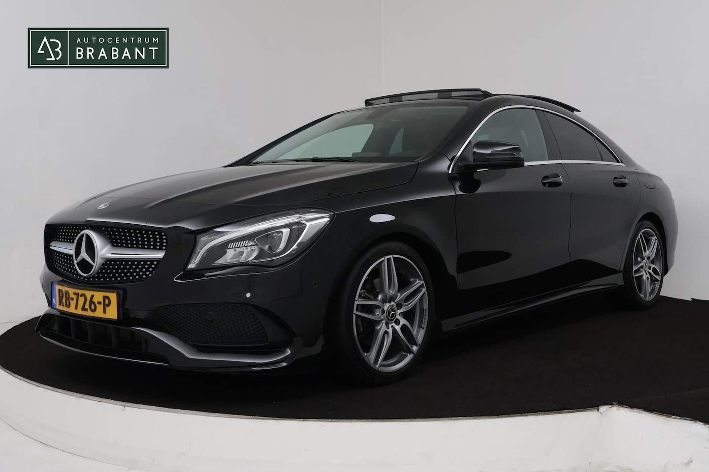 Mercedes-Benz CLA-Klasse - 180 Ambition (PANORAMADAK, PARKEERSENSOREN, CRUISE CONTROL, AUTOMAAT, NAVIGATIE, STOELVERW - AutoWereld.nl