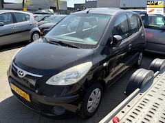 Hyundai i10 - nieuwe distributie 1.1 Pure