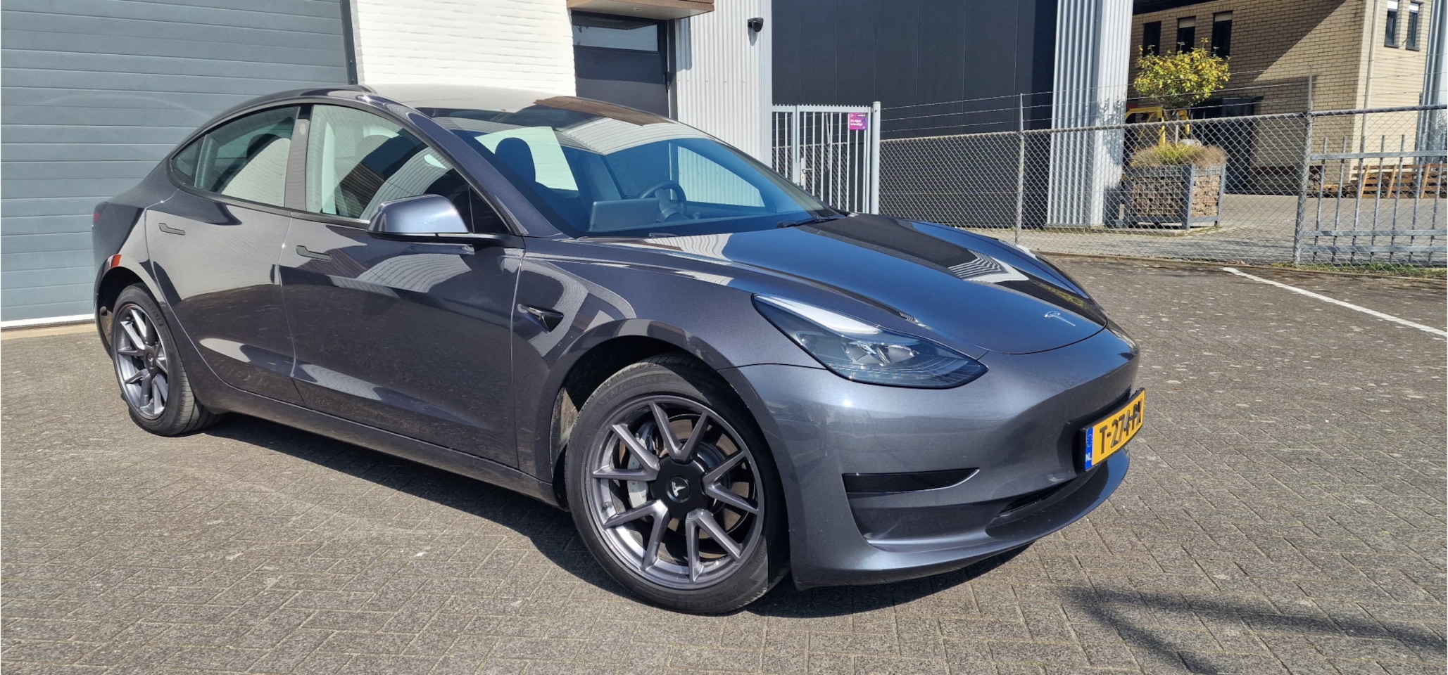 Tesla Model 3 - Standard RWD Plus 60 kWh - AutoWereld.nl
