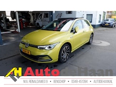 Volkswagen Golf - 1.5 eTSI Style Pano/ACC/Trekhaak/Navi/Massage/Lane-ass